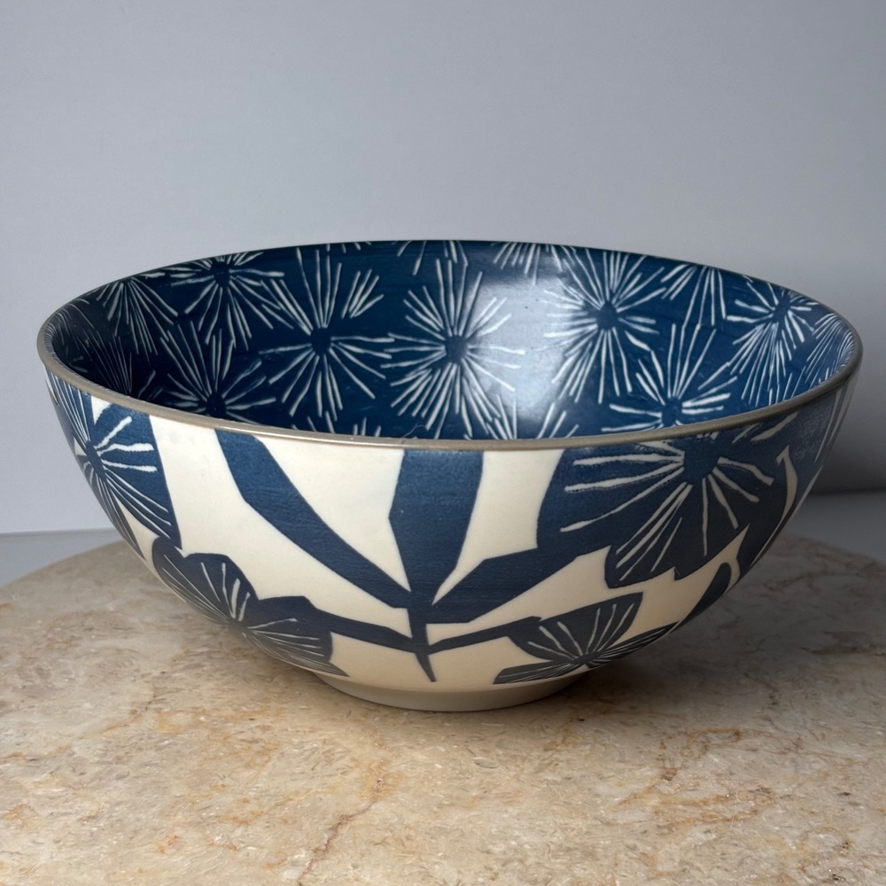 Crate & Barrel Mai Floral Bowl 7" Blue White Ceramic Botanical Pattern 431-719